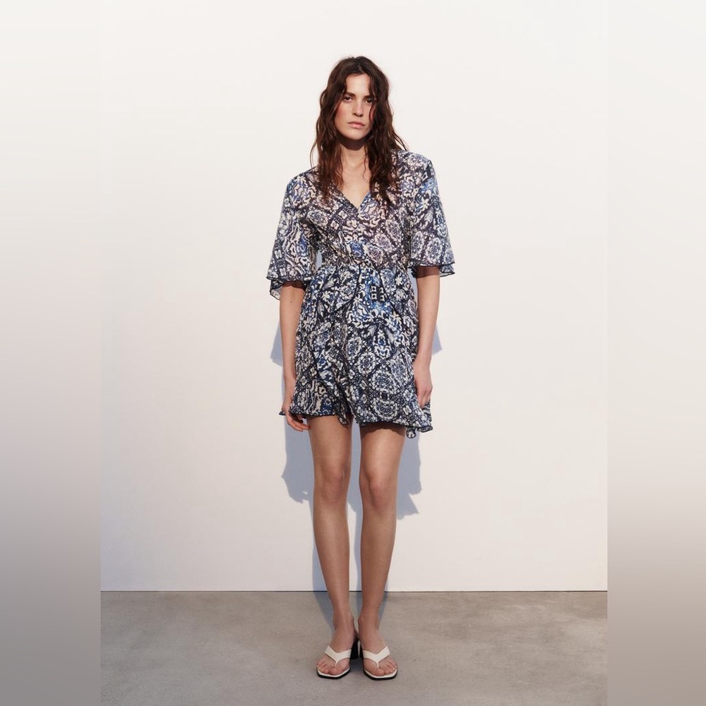 ZARA RUFFLED PRINTED MINI DRESS - Picture 2 of 8